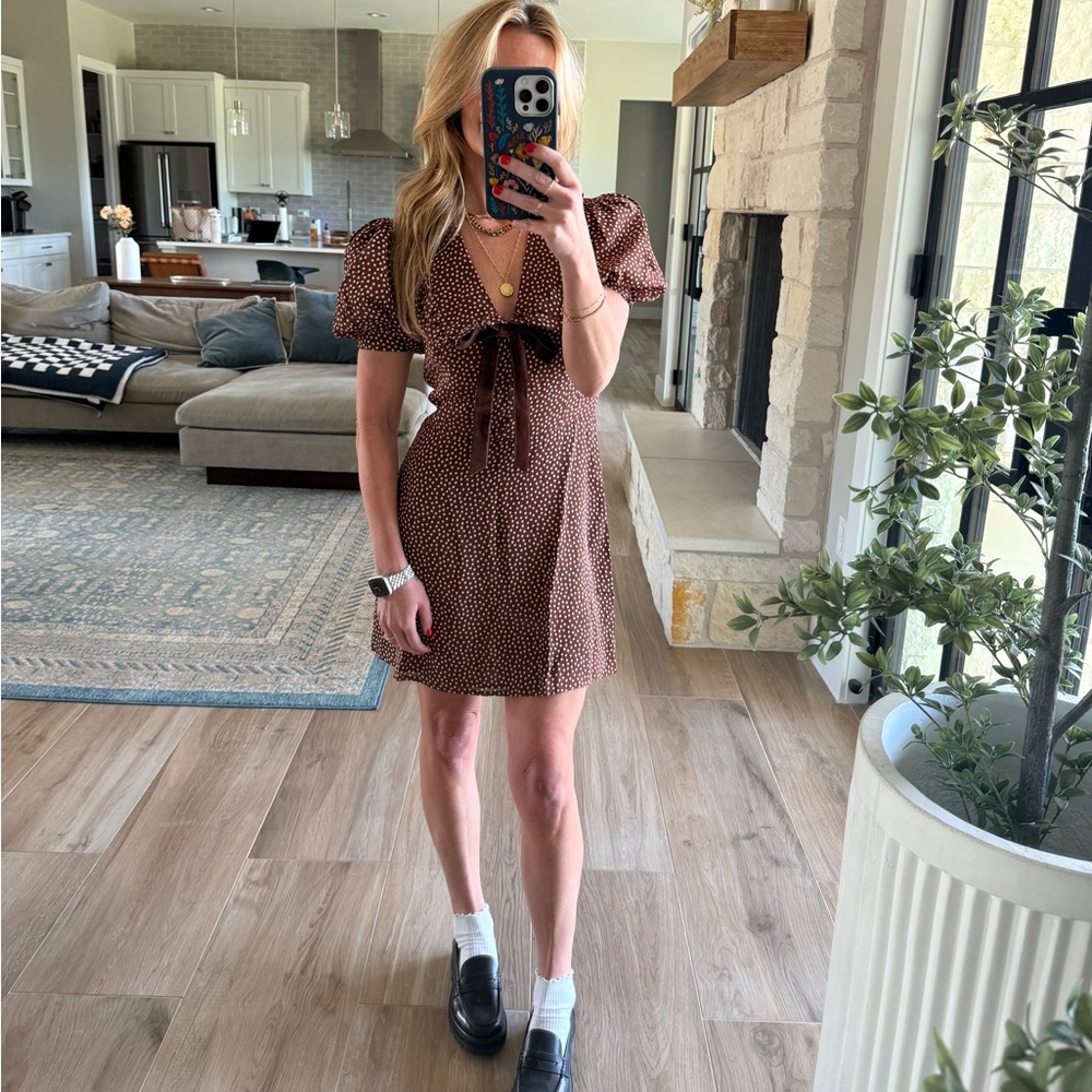 Meet your Posher, Courtney